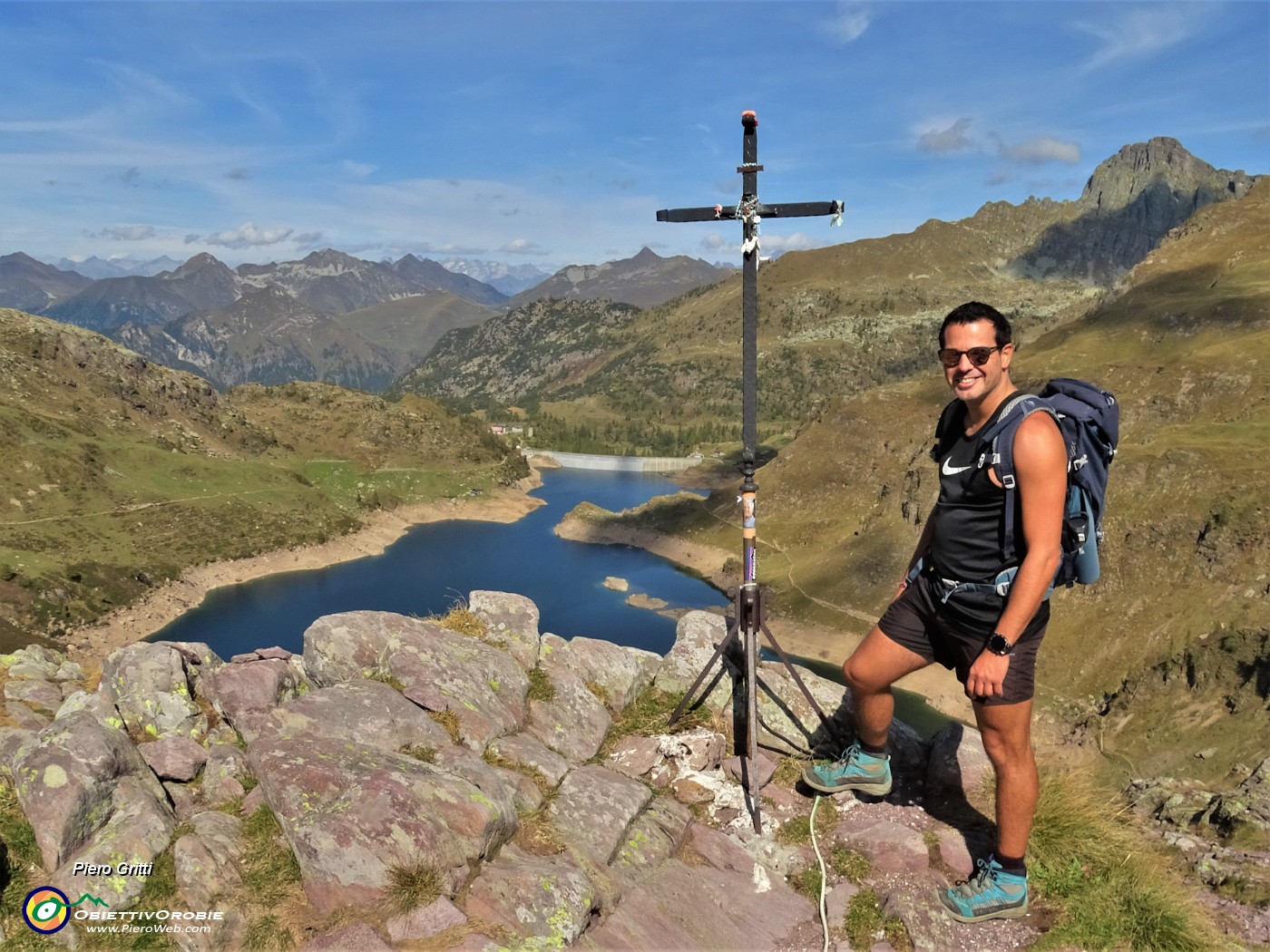 04 I Laghi Gemelli dal Passo Laghi Gemelli (2131 m).JPG